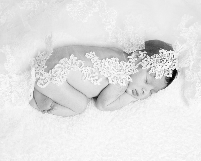 Newborn Photographer SW1