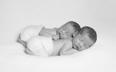 Newborn twin photography in your home